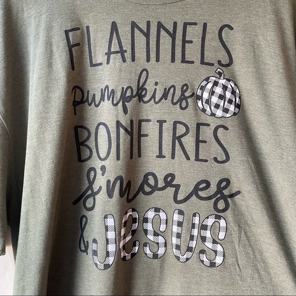 Womens Love in Faith Christian t tee shirt fall size xxxl 3xl - Picture 2 of 6